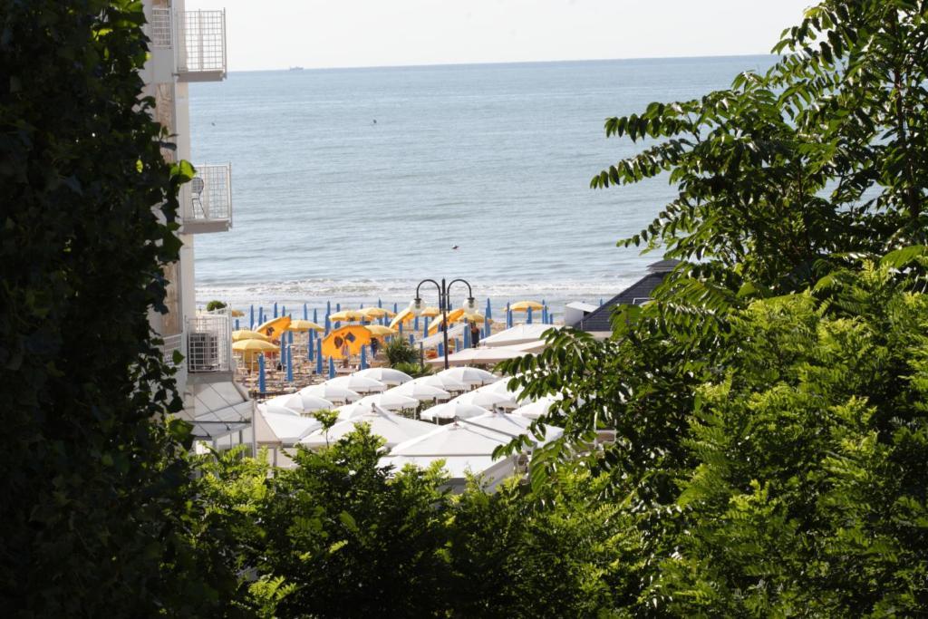 Hotel Venezia E La Villetta Lido di Jesolo Eksteriør bilde