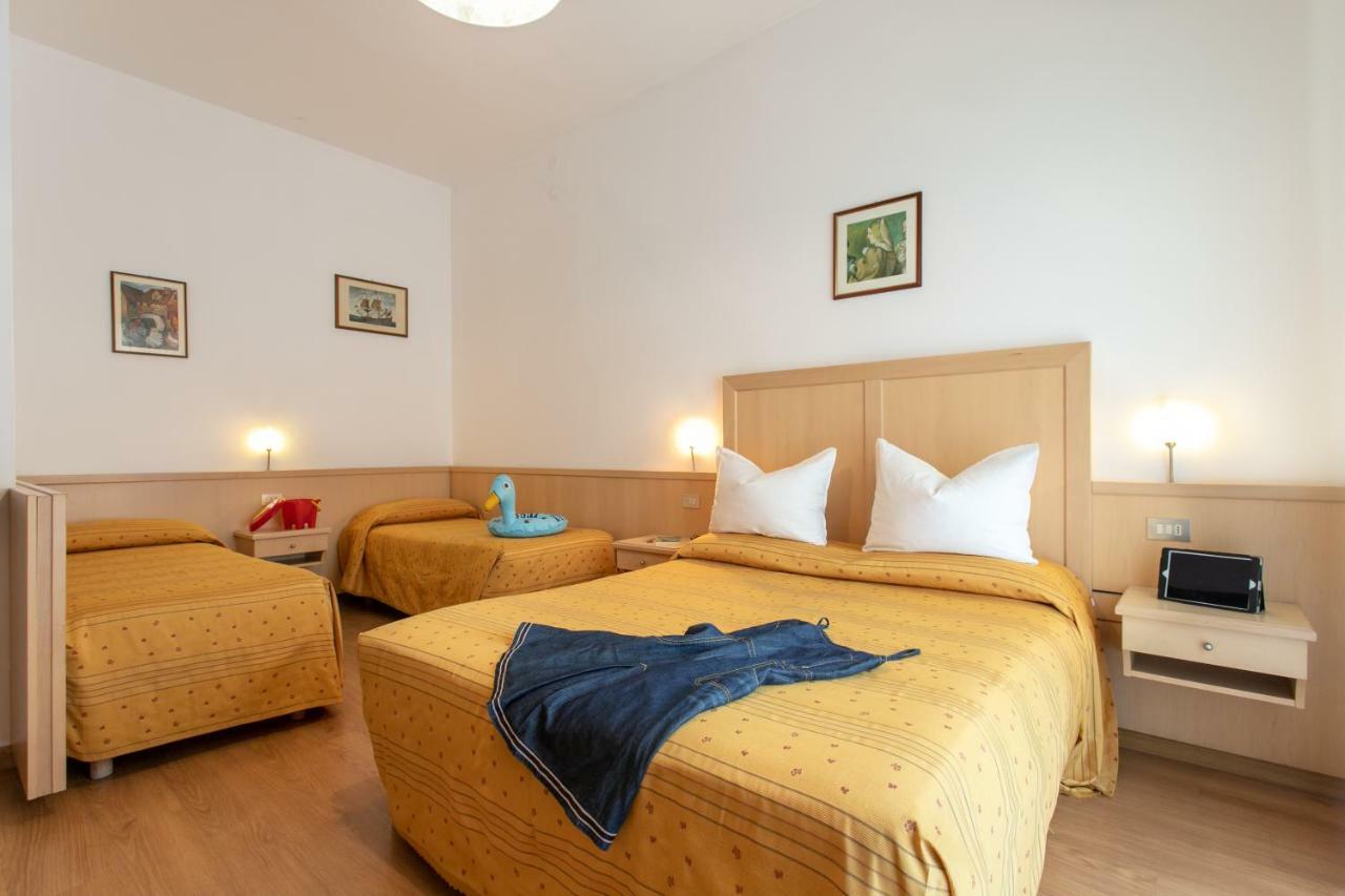 Hotel Venezia E La Villetta Lido di Jesolo Eksteriør bilde